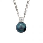 Black cultured freshwater pearl pendant white gold