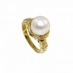 Yellow gold cultured freshwater pearl Willow ring